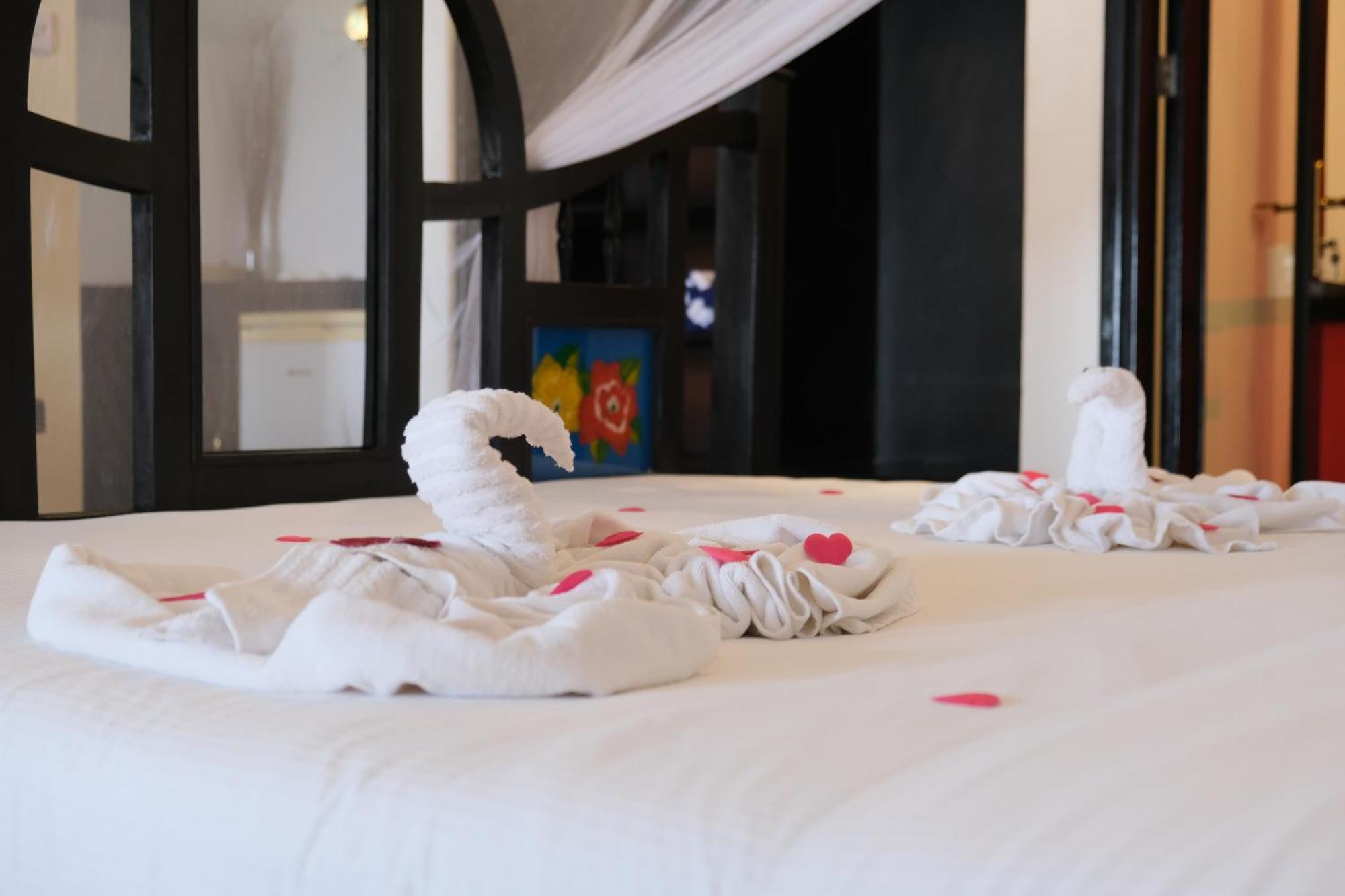 Hotel Sofia Sea View Pwani Mchangani Exterior foto
