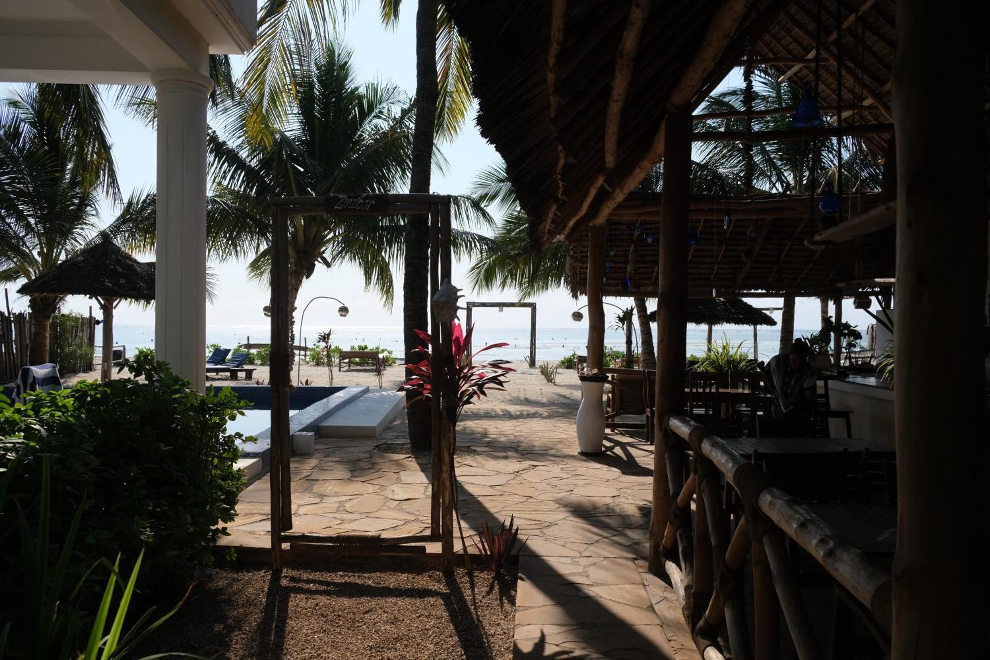 Hotel Sofia Sea View Pwani Mchangani Exterior foto