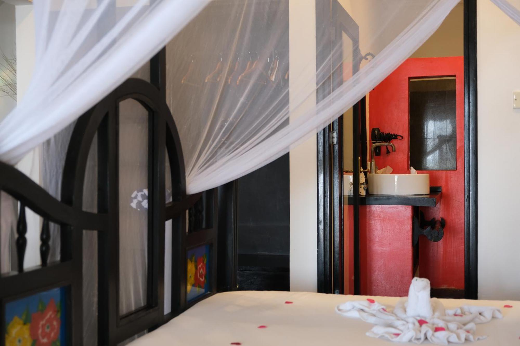 Hotel Sofia Sea View Pwani Mchangani Zimmer foto